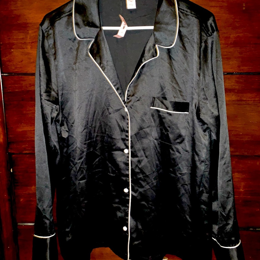 Victoria’s Secret Pajama Top